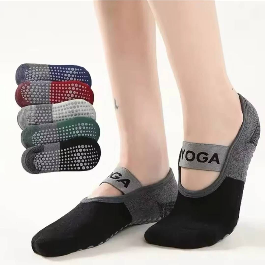 Non-Slip Yoga Socks for Women – Anti-Skid Grip Pilates Socks with Strap